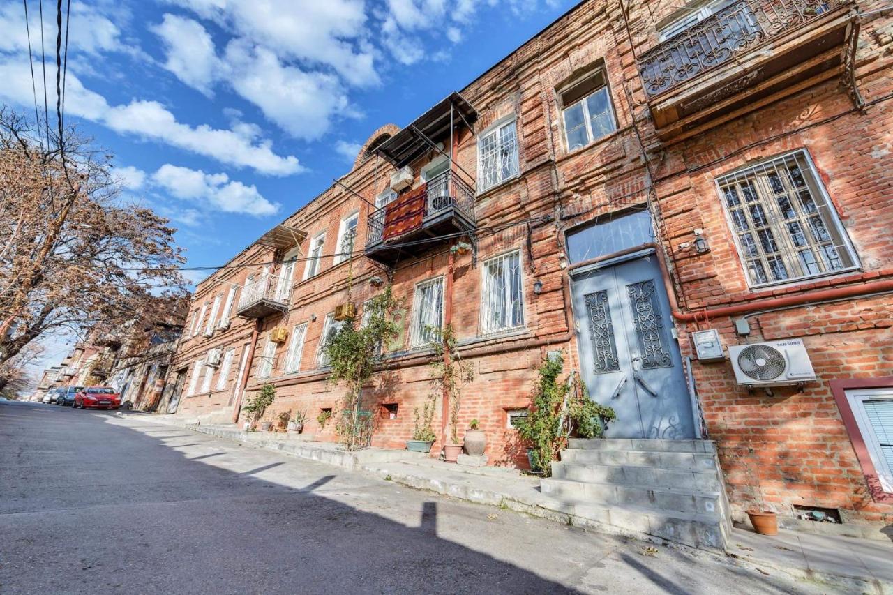 House 52 Boutique Hotel تبليسي المظهر الخارجي الصورة