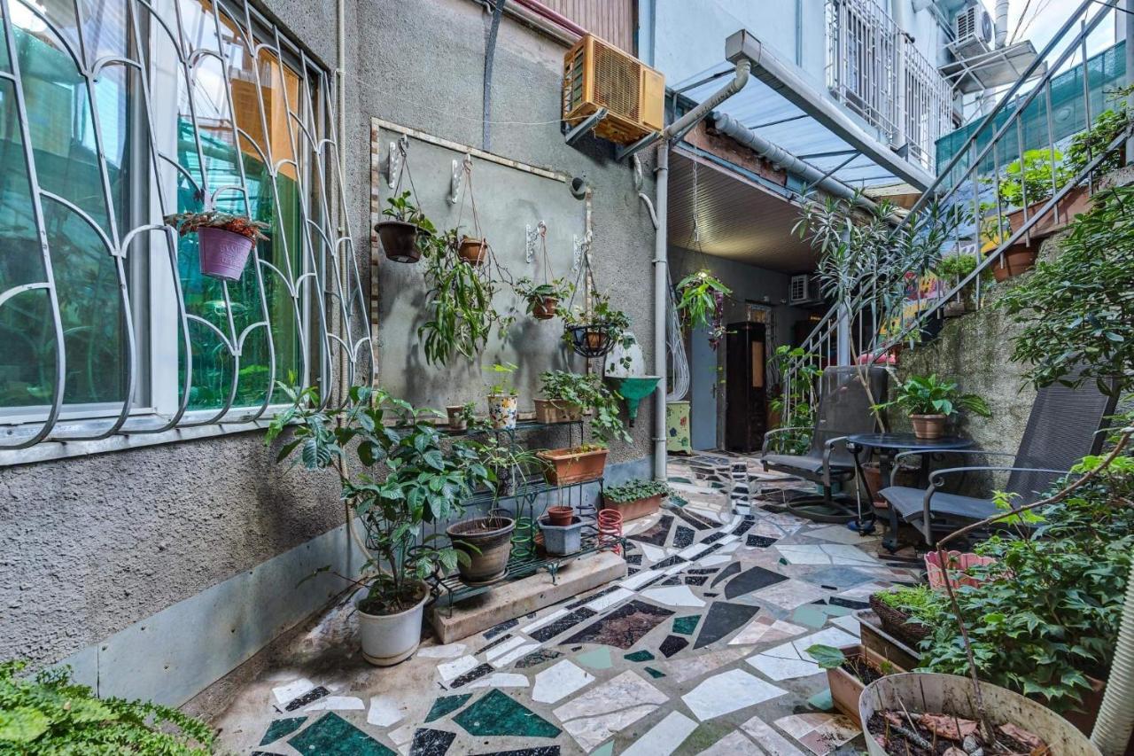 House 52 Boutique Hotel تبليسي المظهر الخارجي الصورة