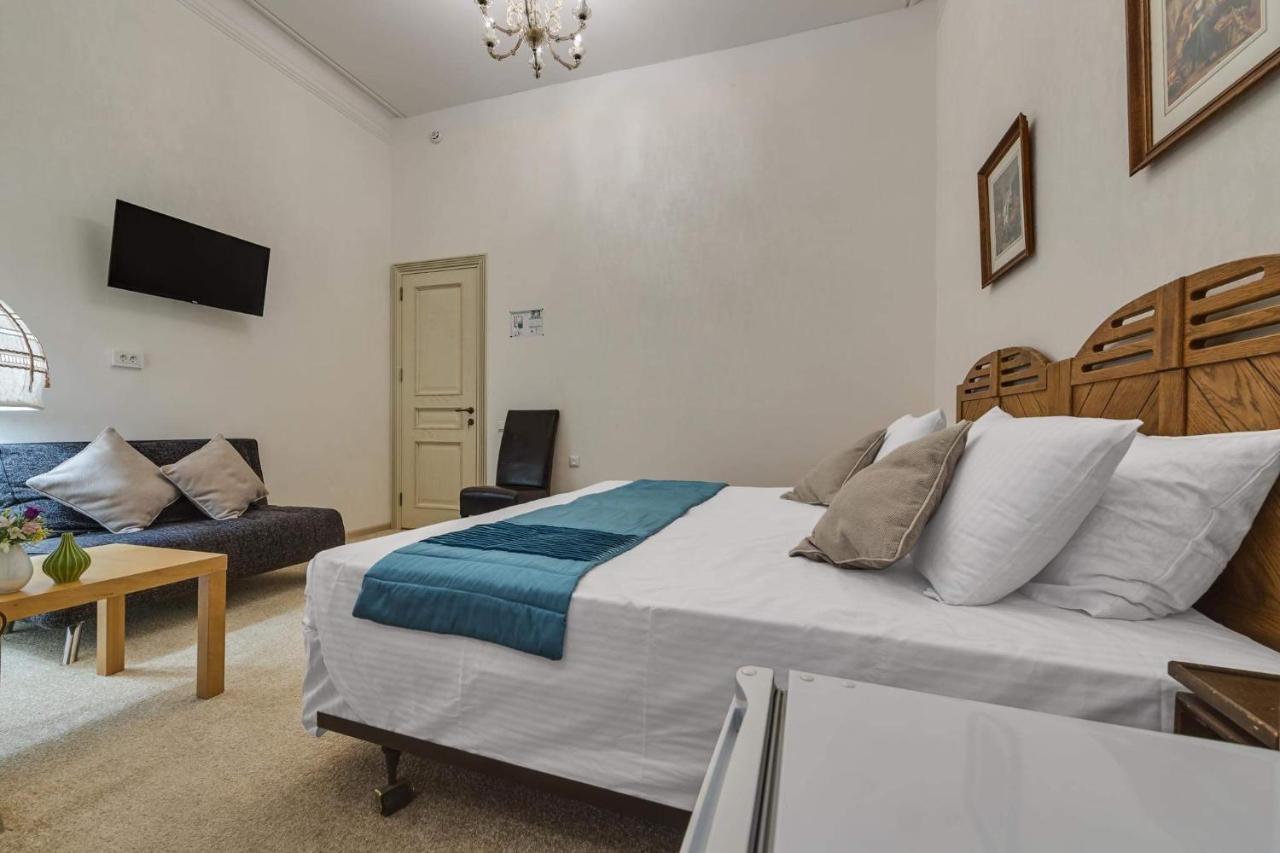 House 52 Boutique Hotel تبليسي المظهر الخارجي الصورة