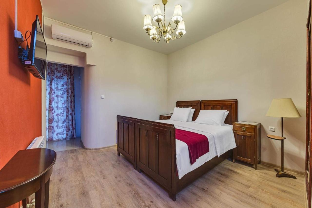 House 52 Boutique Hotel تبليسي المظهر الخارجي الصورة