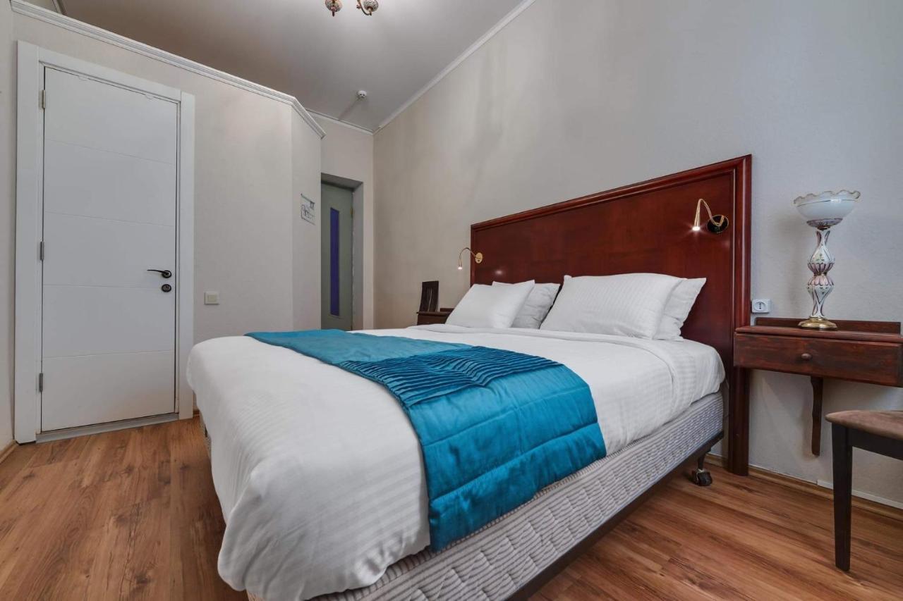 House 52 Boutique Hotel تبليسي المظهر الخارجي الصورة